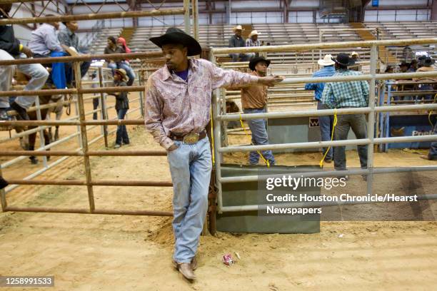 Humble Civic Center Arena Photos and Premium High Res Pictures - Getty ...