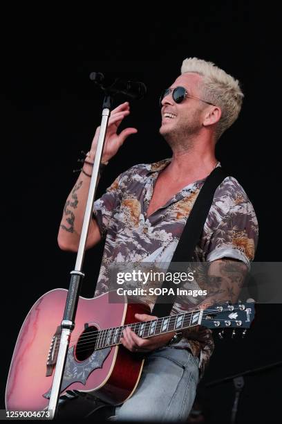 One Count Singer 97 Lead Singer One Republic Stock Photos, High-Res Pictures, and Images ...