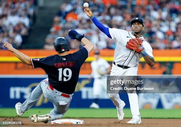 Second baseman Andy Ibanez of the Detroit Tigers turns the ball after forcing out Alex Kirilloff of the Minnesota Twins during the sixth inning at...