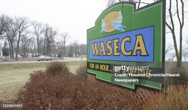 Waseca Sign 25 Federal Correctional Institution Waseca Stock Photos, High-Res ...