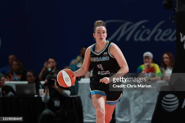 Marina Mabrey of the Chicago Sky dribbles the ball during the game against the Connecticut Sun on June 25, 2023 at the Mohegan Sun Arena in...