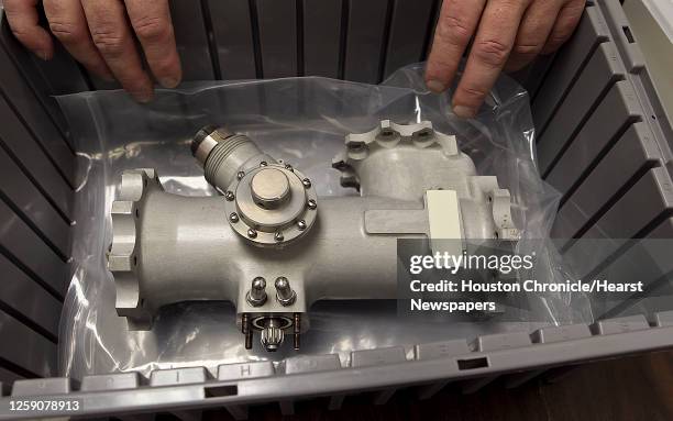 Oxidizer In Rockets Oxidizer Photos and Premium High Res Pictures - Getty Images