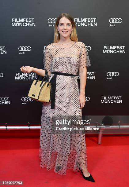 June 2023, Bavaria, Munich: Actress Leonie Brill shows up at the premiere of the series "Gute Freunde - Der Aufstieg des FC Bayern" as part of the...