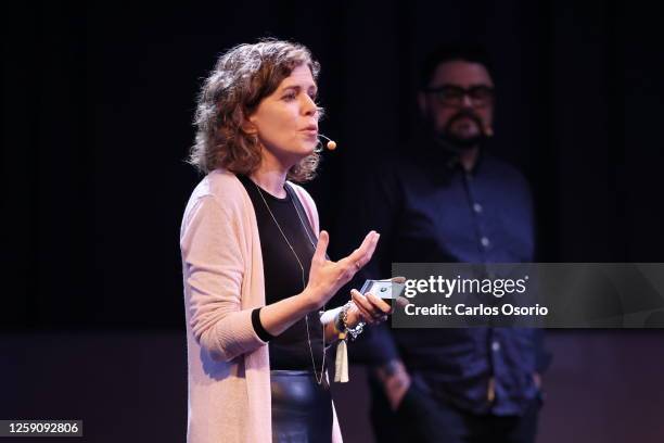 Jennifer Riale 36 Ideo Conference Photos & High Res Pictures - Getty Images