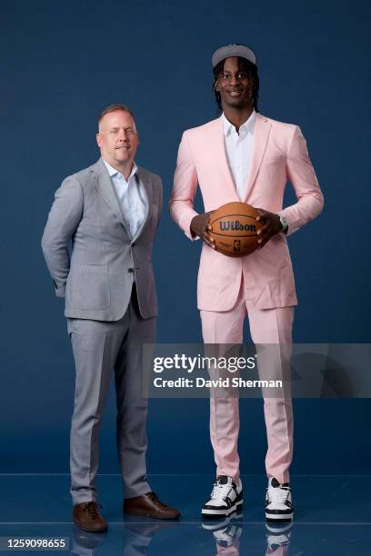 Tim Conley Tim Connelly Photos and Premium High Res Pictures - Getty Images