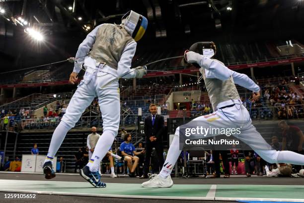 Table Mma 1,977 Table Fight Stock Photos, High-Res Pictures, and Images - Getty ...