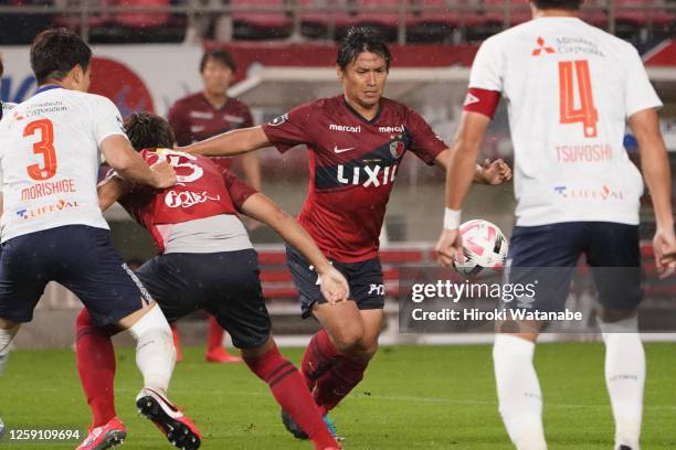 Yasushi Endo of Kashima Antlers in action during the J.League Meiji Yasuda J1 match between Kashima Antlers and FC Tokyo at the Kashima Soccer...