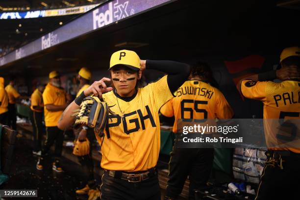 Ji Hwan Bae of the Pittsburgh Pirates prepares to take the field at News  Photo - Getty Images