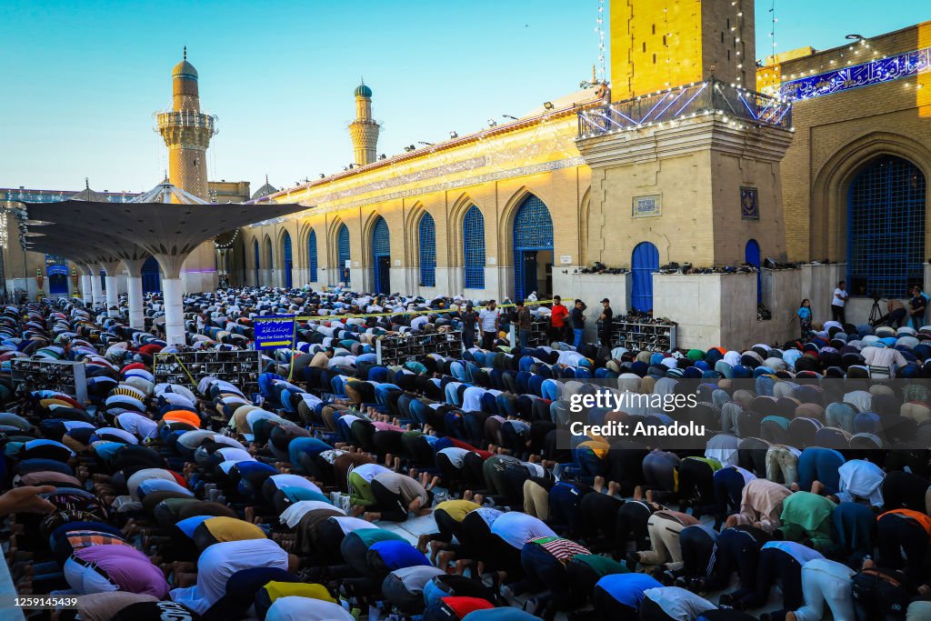 Muslims In Iraq Muslims perform Eid al-Adha prayer at the Sheikh Abdulkadir Geylani ...
