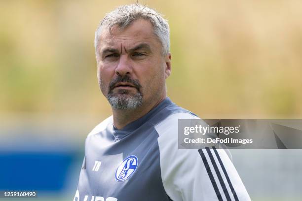 Head coach Thomas Reis of FC Schalke 04 looks on during a training session at Parkstadion on June 26, 2023 in Gelsenkirchen, Germany. FC Schalke 04...