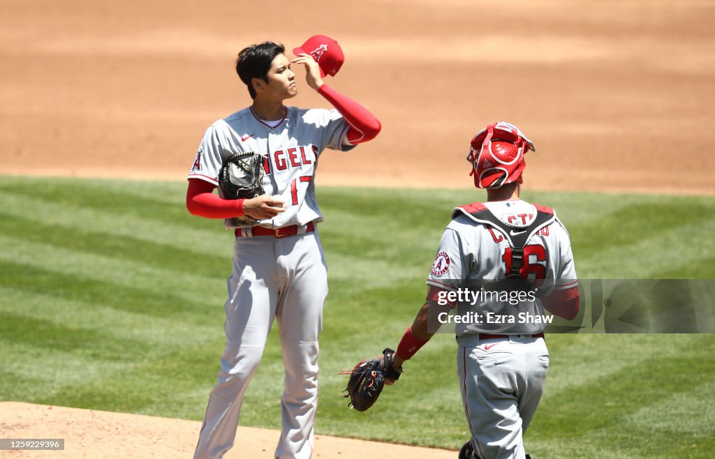 Los Angeles Angels v Oakland Athletics