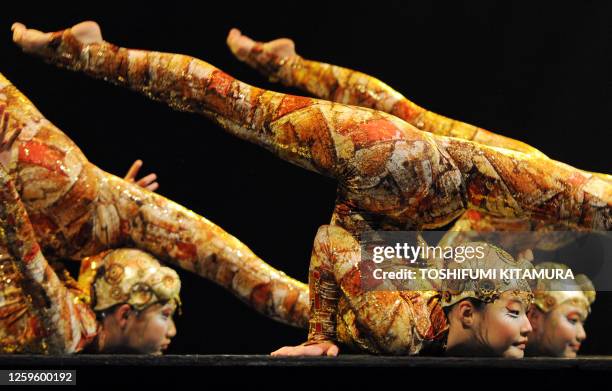 Contorted Corpse Contorted Body Photos and Premium High Res Pictures - Getty Images