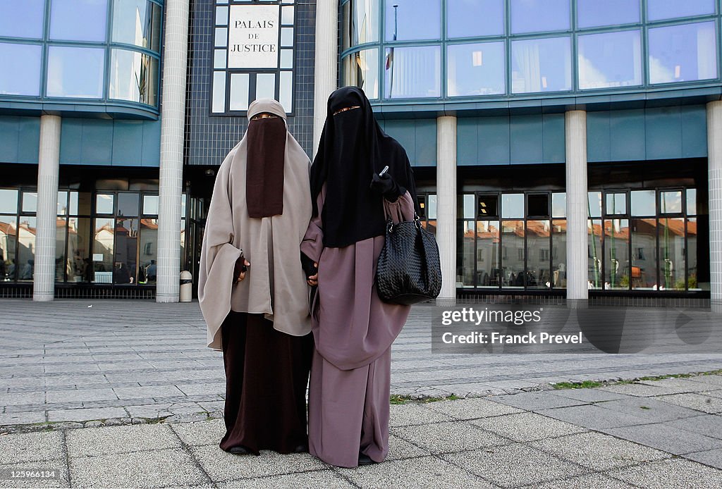 First Muslim Women Fined For Wearing Niqabs Appear in Court