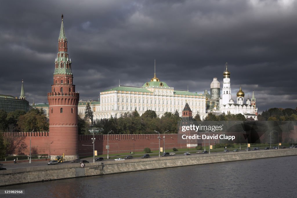 Walls of the Kremlin with the Grand Kremlin Palace and Cathedral behind, Moscow, Russia
