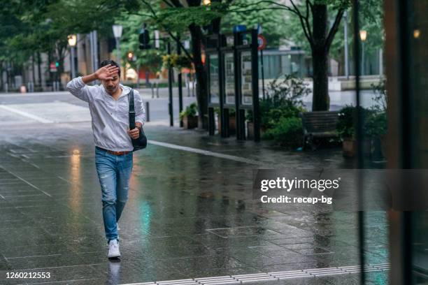 Running Fall Over Photos and Premium High Res Pictures - Getty Images