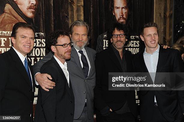 True Ellison 26 True Ellison Stock Photos, High-Res Pictures, and Images - Getty Images