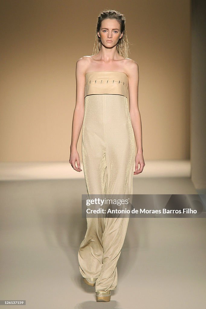 Milan Fashion Week Womenswear Spring/Summer 2012 - Max Mara