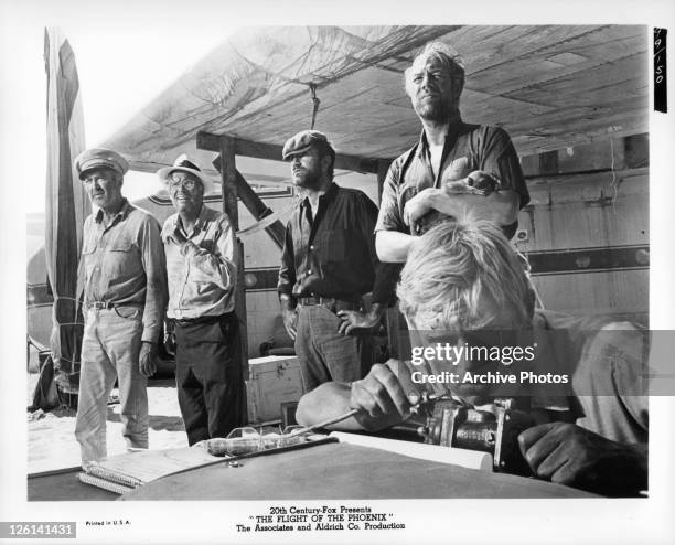 Flight Of The Phoenix Starting The Engine 3,159 Hardy Kruger Photos & High Res Pictures - Getty Images