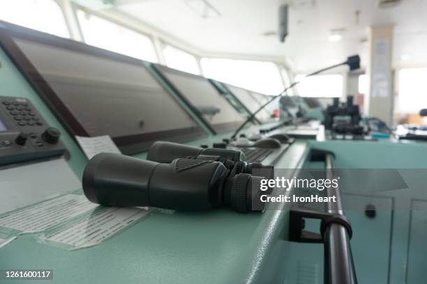 Container Ship Control Room 631 Ship Control Room Stock Photos, High-Res Pictures, and Images ...