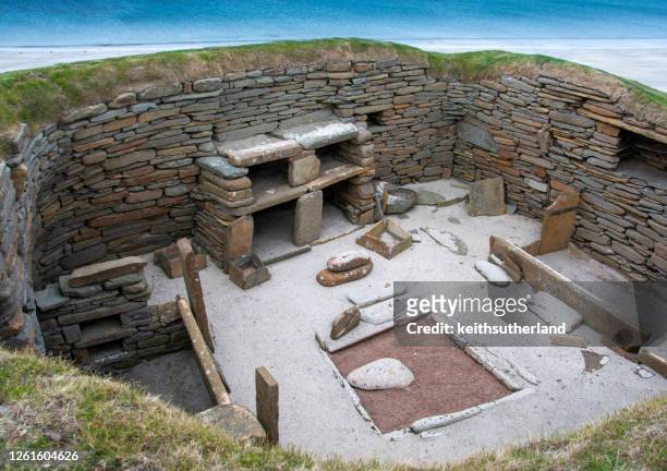 skara brae home, orkney islands, scotland, uk - stone age stock pictures, royalty-free photos & images