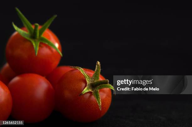 tomate cereja - ingrediente 個照片及圖片檔