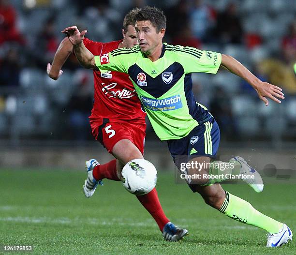 Harry Kewell of the Victory controls the ball during the A-League pre-season match between Adelaide United and the Melbourne Victory at Hindmarsh...