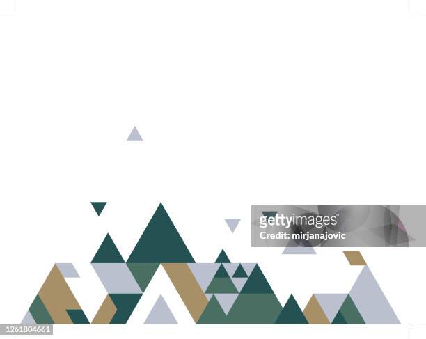 illustrazioni stock, clip art, cartoni animati e icone di tendenza di sfondo poligonale astratto - montagna
