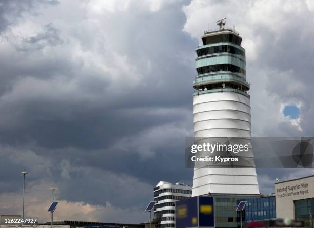 vienna, austria - vienna airport control tower - flughafen wien stock-fotos und bilder
