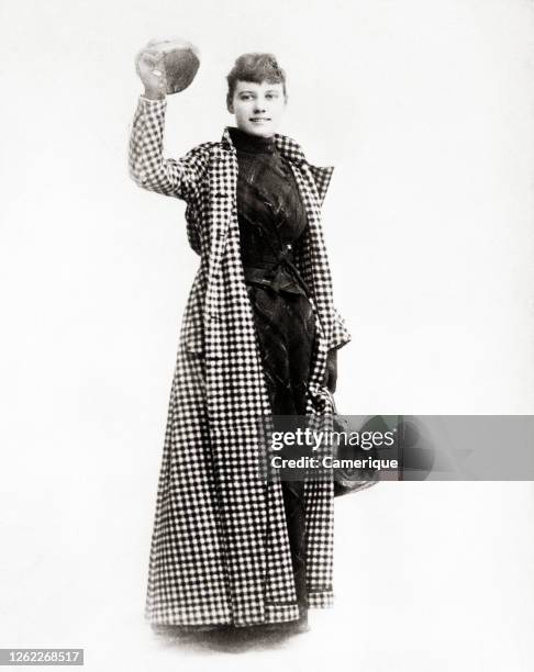 Nellie Bly aka Elizabeth Jane Cochran Looking At Camera Waving Hat Departing On 72 Day World Round Trip In 1889