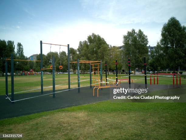 sealed-off outdoor gym at leon, castile and leon, spain - bar wide angle stock pictures, royalty-free photos & images