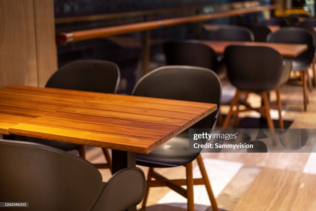 Table Is Empty Closeup Of Empty Table High-Res Stock Photo - Getty Images