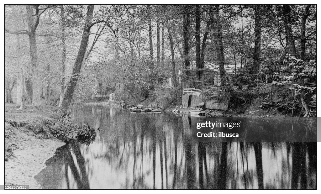 Antique black and white photo: Bronx River