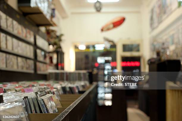 Empty Record Collection 375 Empty Record Store Stock Photos, High-Res Pictures, and Images ...