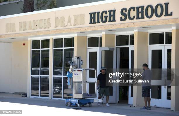 Drake In High School 32 Sir Francis Drake High School Stock Photos, High-Res Pictures, and ...