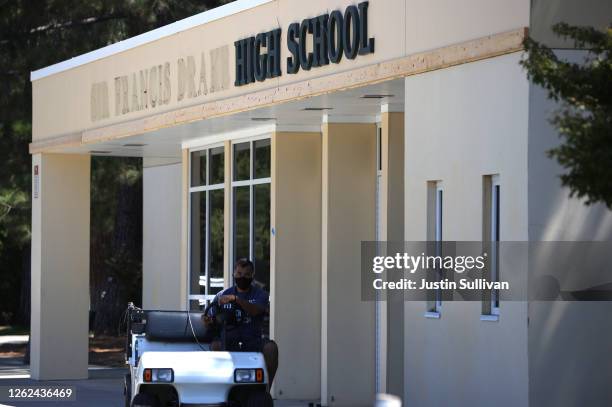 Drake In High School Sir Francis Drake High School Photos and Premium High Res Pictures ...