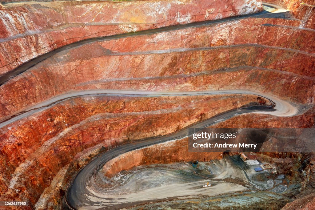 Gold mine, open pit, open cast or open cut mining, Australia