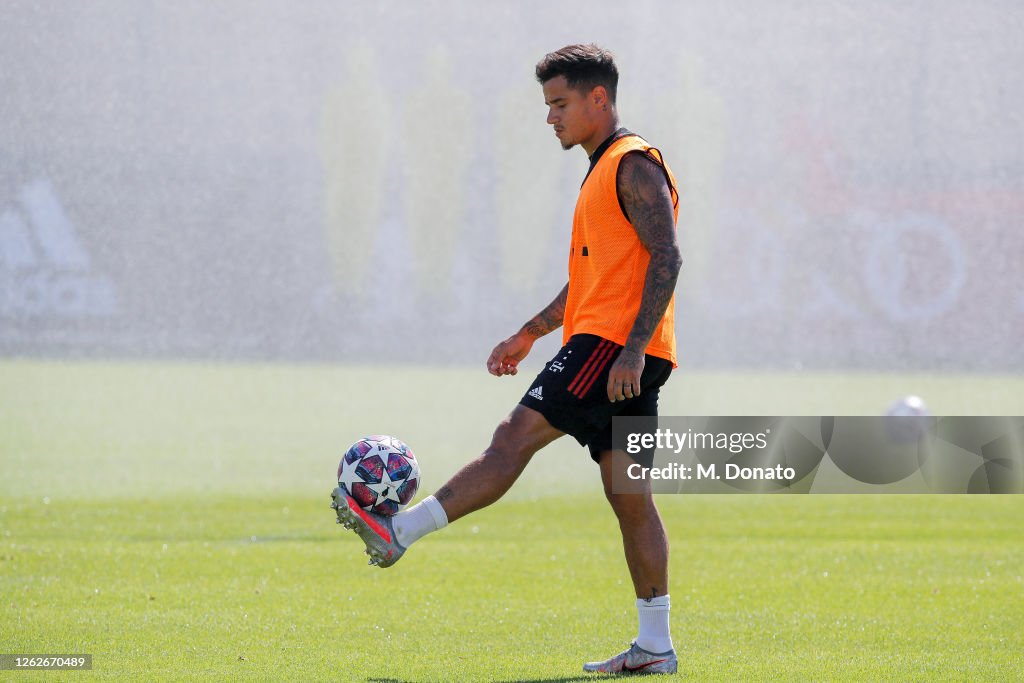 FC Bayern Muenchen - Training Session