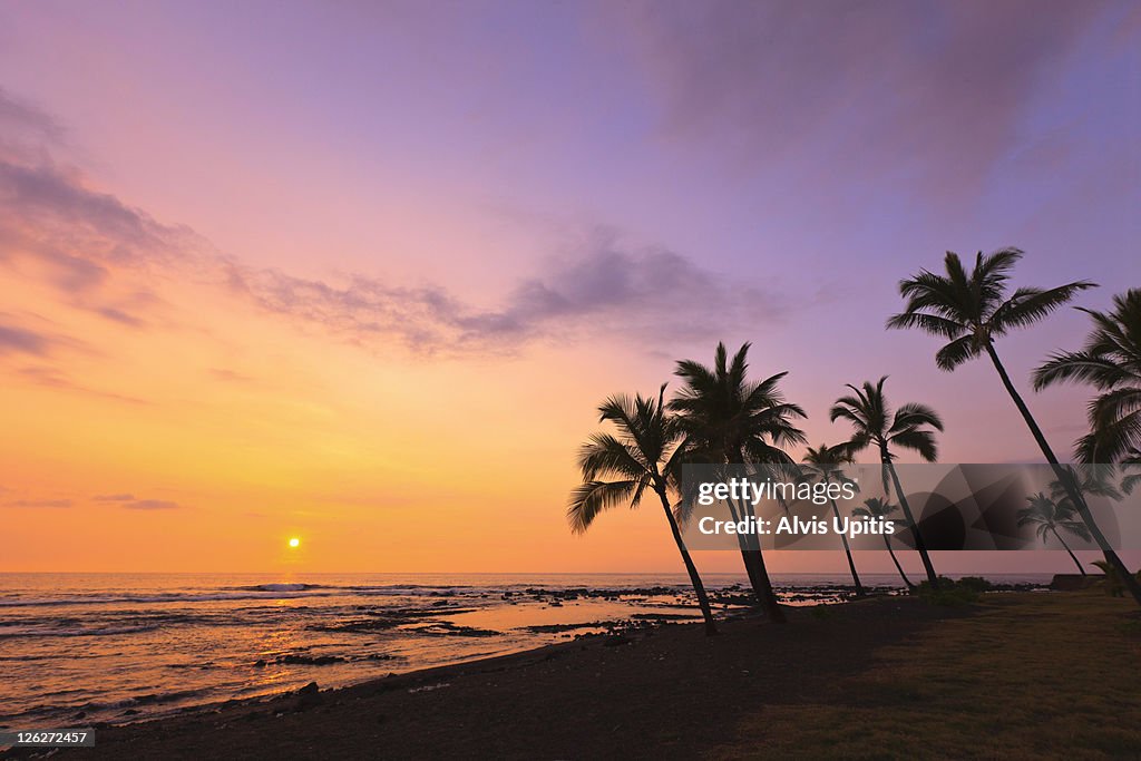 Sunset on Kahaluu Bay in Kona,Hawaii
