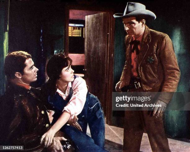 Kino. Schuesse In Neu Mexiko, Duel At Silver Creek, Schuesse In Neu Mexiko, Duel At Silver Creek, Audie Murphy, Susan Cabot, Stephen McNally Dusty...