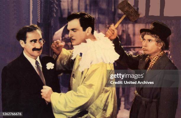 Kino. Skandal In Der Oper, Marx Brothers: A Night At The Opera, Skandal In Der Oper, Marx Brothers: A Night At The Opera, Groucho Marx, Walter Wolf...
