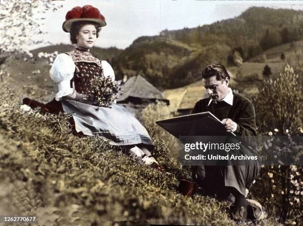 Kino. Schwarzwaldmaedel, 1950er, 1950s, Bollenhut, Film, Schwarzwaldmädel, Tracht, traditional costume, Schwarzwaldmaedel, 1950er, 1950s, Bollenhut,...