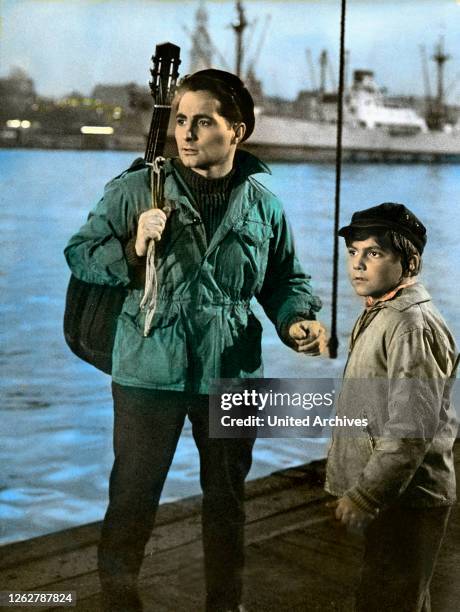 16 Freddy Die Gitarre Und Das Meer Stock Photos, HighRes Pictures, and