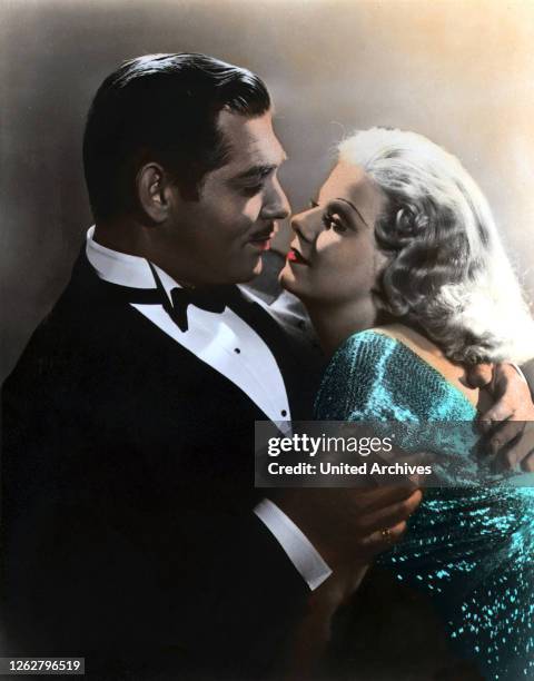 Kino. Saratoga, USA, 1937 s/w, Regie: Jack Conway, CLARK GABLE, JEAN HARLOW, Key: Paar, Umarmung.