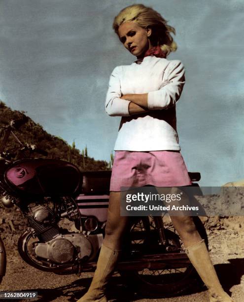 Kino. Die Satansengel von Nevada, USA Regie: Maury Dexter, DIANE McBAIN, Stichwort: Motorrad, Minirock.