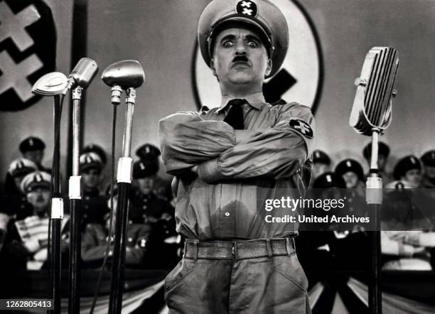Kino. Der große Diktator, USA Regie: Charles Chaplin, CHARLES CHAPLIN, Stichwort: Uniform.