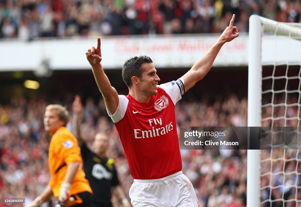 Arsenal v Bolton Wanderers - Premier League
