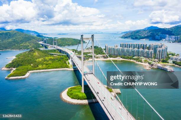 drone view of tsing ma bridge, hong kong - lantau imagens e fotografias de stock