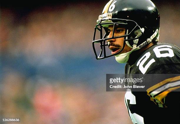 Closeup of Pittsburgh Steelers Rod Woodson during game vs Houston Oilers at Three Rivers Stadium. Pittsburgh, PA CREDIT: John Biever