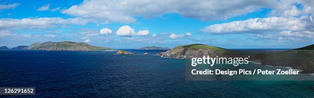 island seascape - great blasket island stock pictures, royalty-free photos & images