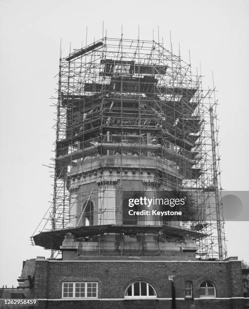 Reconstruction work on the dome of the Imperial War Museum in London, after it was destroyed by fire three years earlier, 16th November 1971. The...